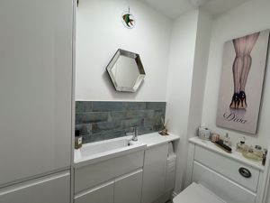 Cloakroom- click for photo gallery